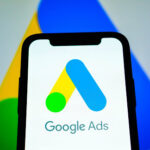 „Google Ads“ nustato, kad skambučių įrašymas yra numatytasis AI vadovaujančių