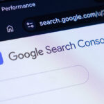 „Google“ išbando specialias AI paieškos ataskaitas „Search Console“.